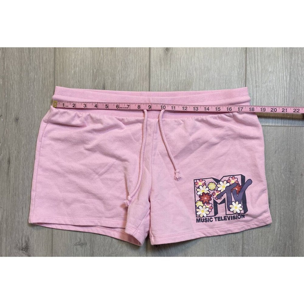 Pink MTV Music Television Women's Shorts XL Cotton and Polyester FREE SHIPPING!